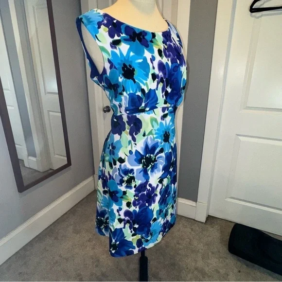 DressBarn Blue Purple Green Floral Shift Dress Size 16 - Picture 4 of 11